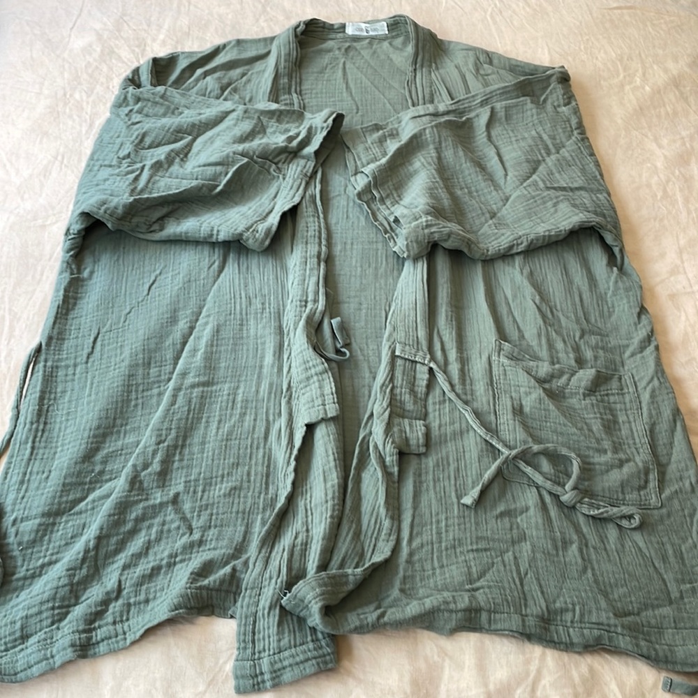 oddbird gauze lounge top